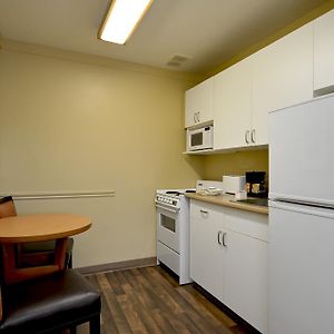One-Bedroom King Suite